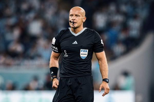 Image ฟีฟ่าโอเค Szymon Marciniak เป็นผู้ตัดสินนัดชิงฟุตบอลโลก 2022