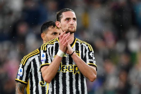 Image แมนยูยังจับตา Adrien Rabiot เสริมแดนกลาง
