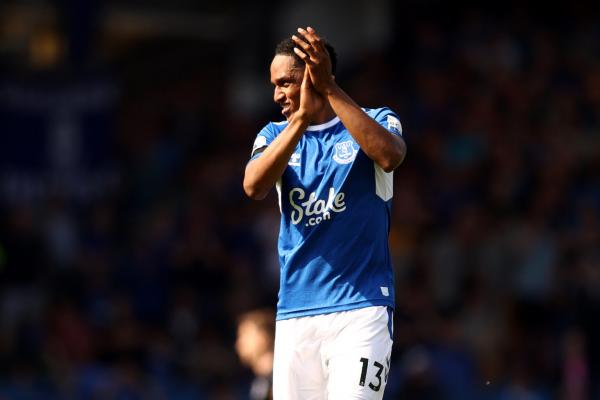 Image ฟิออเรนติน่าสนใจเซ็น เยอร์รี มินา